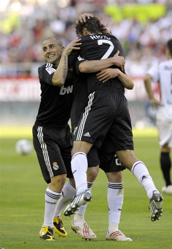 可以在吸引 可以在吸引