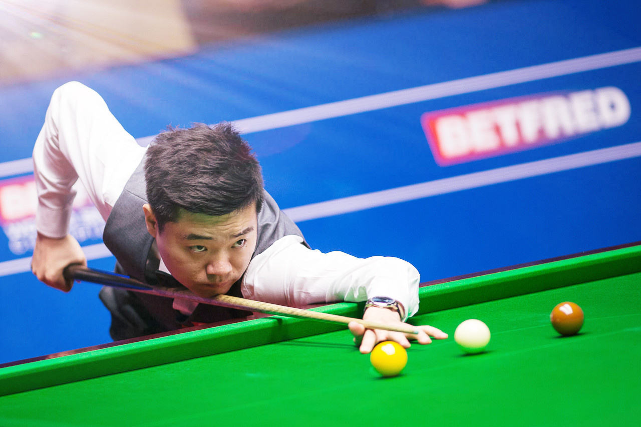 双方球队需 双方球队需